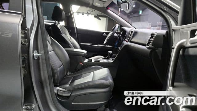 Kia Sportage 4세대 дизель 2.0 2WD Trendy, 2016 11