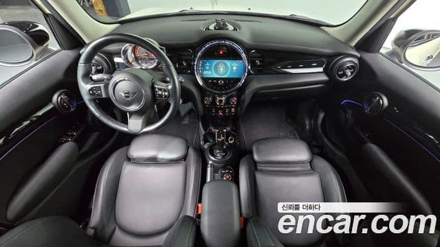 Mini Cooper 3세대, 2023 7