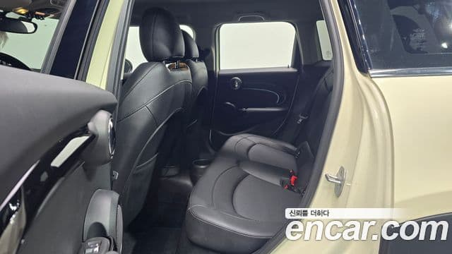 Mini Cooper 3세대, 2023 12