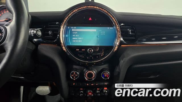 Mini Cooper 3세대, 2023 15