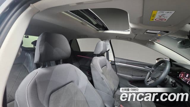 Volkswagen Гольф 8세대 Prestige, 2023 12