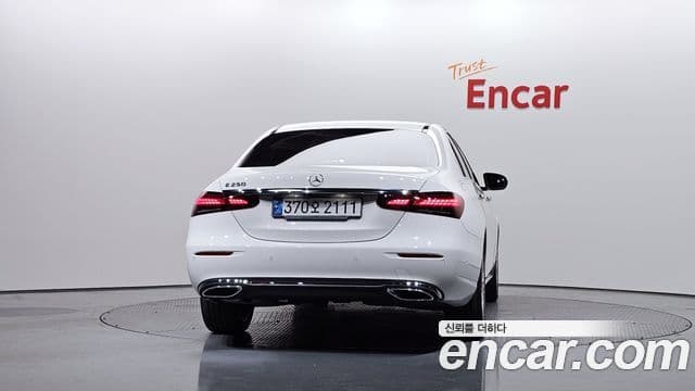 Mercedes-Benz E-класс W213 Exclusive, 2021 4