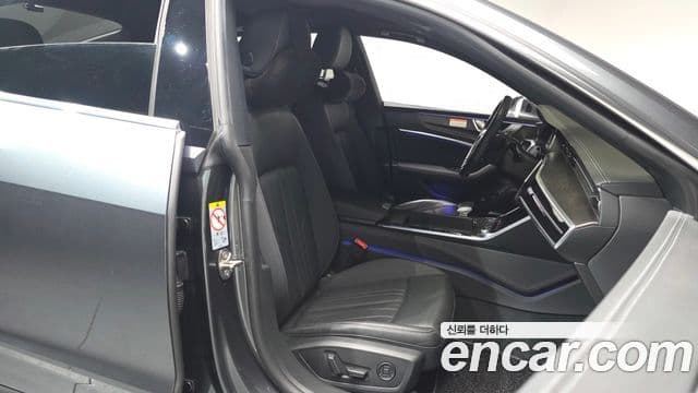 Audi A7 (4K) Premium, 2020 10