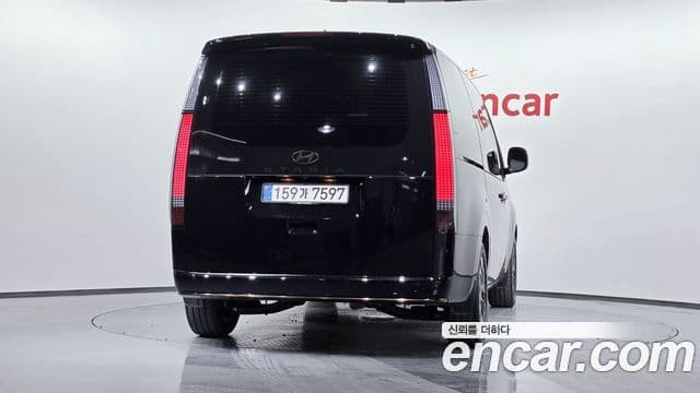 Hyundai Staria Inspiration, 2025 4