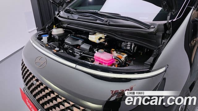 Hyundai Staria Inspiration, 2025 6