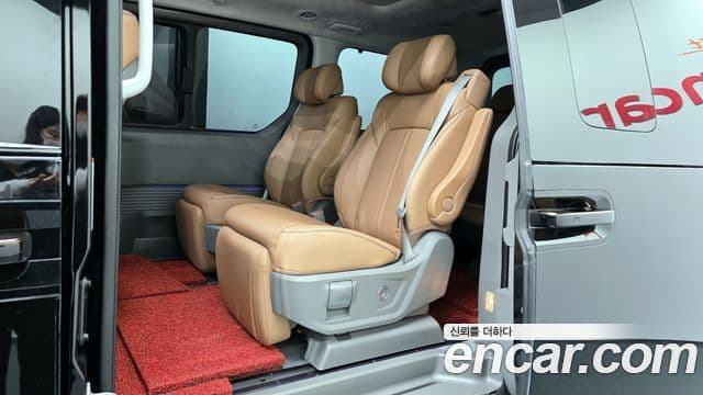 Hyundai Staria Inspiration, 2025 10