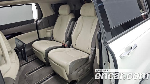 Kia Carnival 4세대 Signature, 2021 11
