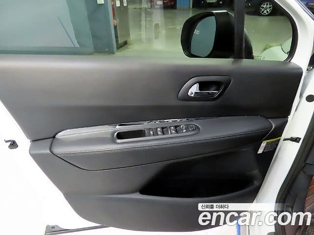 Peugeot 3008 1세대, 2014 17