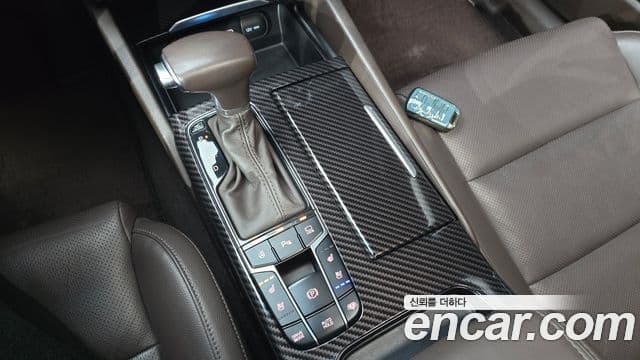 Kia All New K7 Prestige, 2016 9