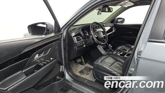 KG모빌리티(SsangYong) Beautiful Korando Plus, 2022 10