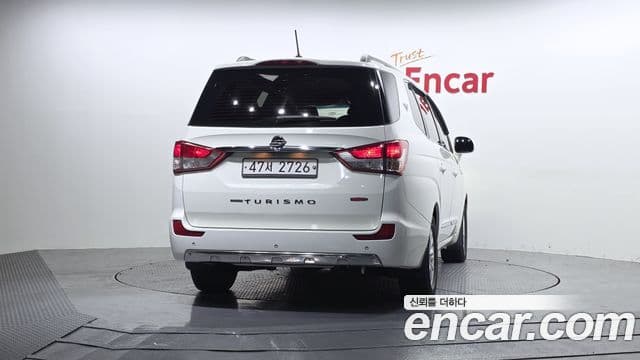 KG모빌리티(SsangYong) Korando 투리스모 4WD RX 9인승, 2018 4