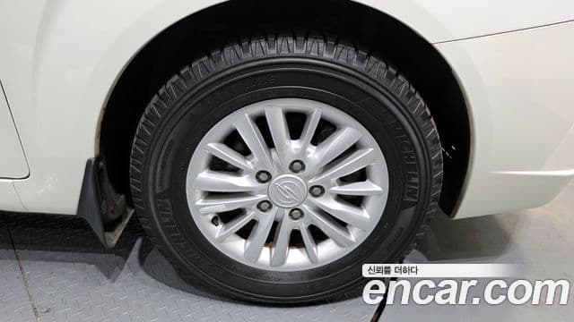 KG모빌리티(SsangYong) Korando 투리스모 4WD RX 9인승, 2018 все фото