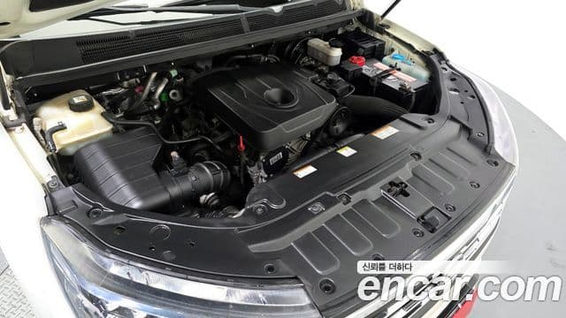 KG모빌리티(SsangYong) Korando 투리스모 4WD RX 9인승, 2018 6