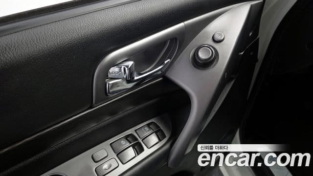 KG모빌리티(SsangYong) Korando 투리스모 4WD RX 9인승, 2018 19