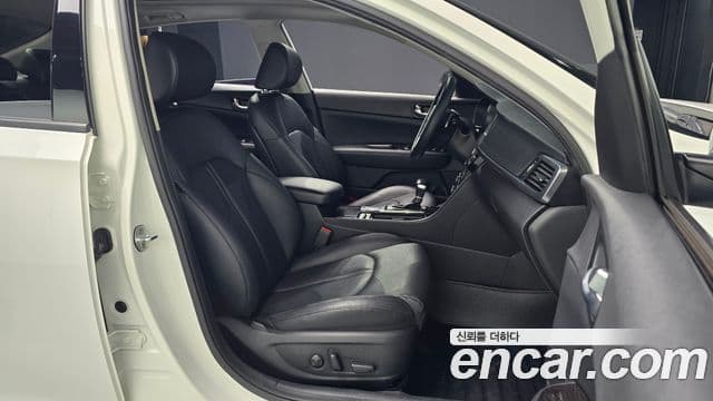 Kia K5 2세대 Prestige, 2016 10