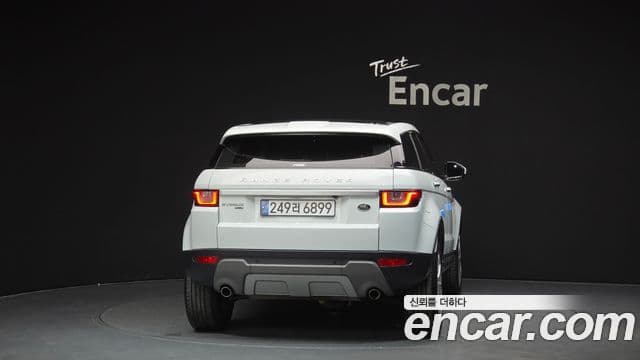 Land Rover Range Rover Evoque 2.0 TD4 HSE, 2019 4