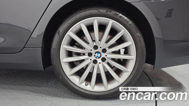 BMW 5시리즈 (G30) Luxury, 2023 все фото