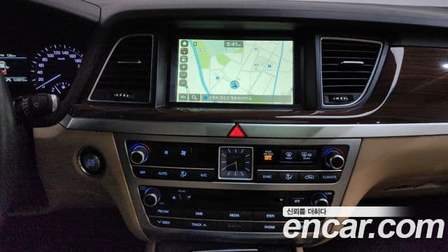 Genesis G80 Luxury, 2018 15