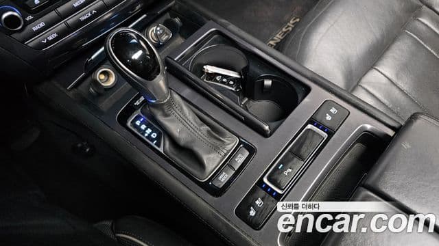 Hyundai Genesis DH 3.8 экспортная версия, 2015 9