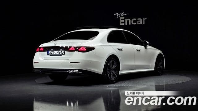 Mercedes-Benz E-класс W214 Avantgarde, 2025 2