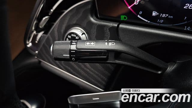 Mercedes-Benz E-класс W214 Avantgarde, 2025 18