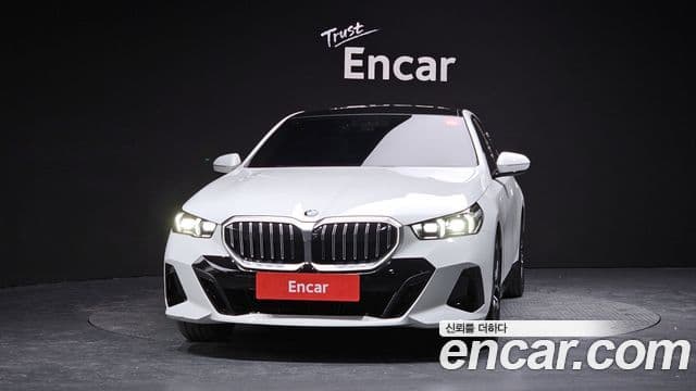 BMW 5시리즈 (G60) 523d xDrive M Sport, 2025 3