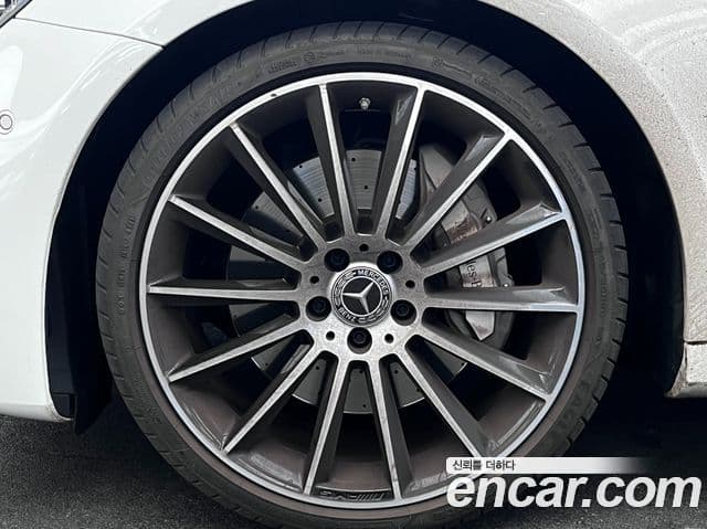 Mercedes-Benz E-класс W213 AMG Line, 2023 все фото