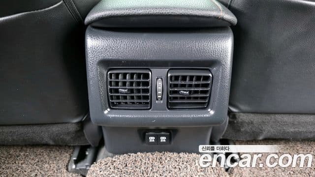 Toyota 캠리 (XV70) 2.5 XLE гибрид, 2018 18