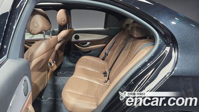 Mercedes-Benz E-класс W213 Avantgarde, 2021 12