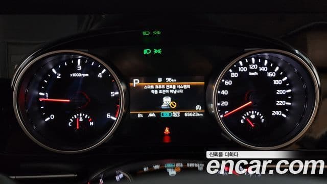 Kia Carnival 4세대 Noblesse, 2022 8