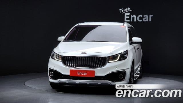 Kia All New Carnival Noblesse, 2018 3