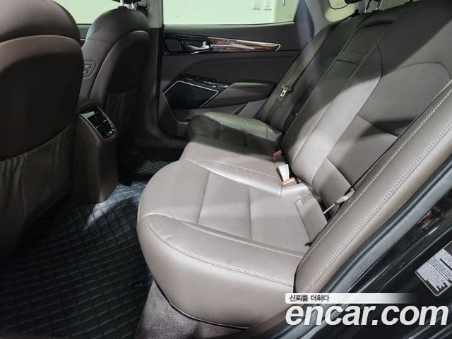 Kia All New K7 Prestige, 2016 10