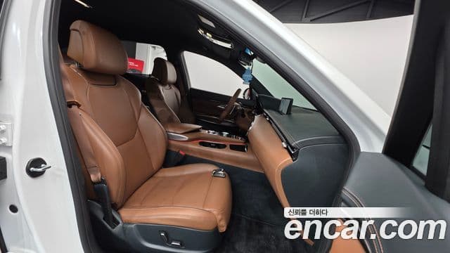 Genesis GV70, 2023 10