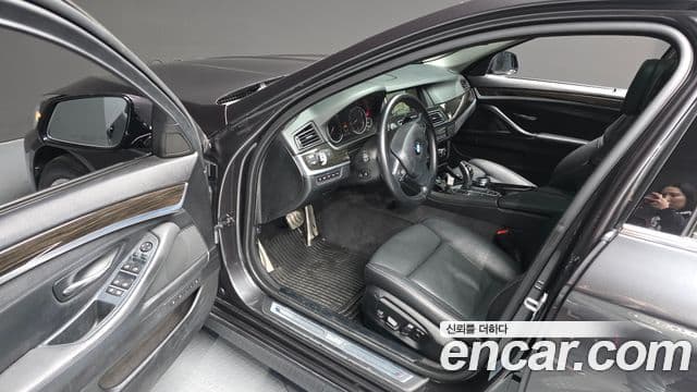 BMW 5시리즈 (F10) 528i Luxury Plus, 2015 11