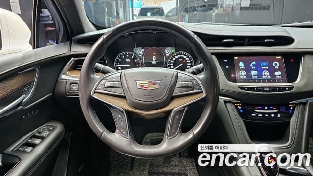 Cadillac XT5 3.6 Platinum AWD, 2018 14