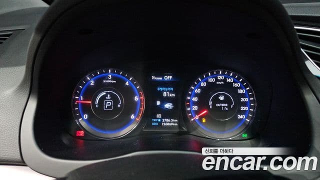 Hyundai i40 Modern, 2012 8