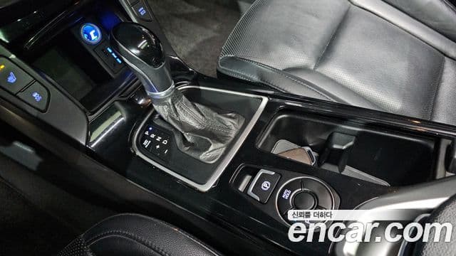 Hyundai i40 Modern, 2012 9