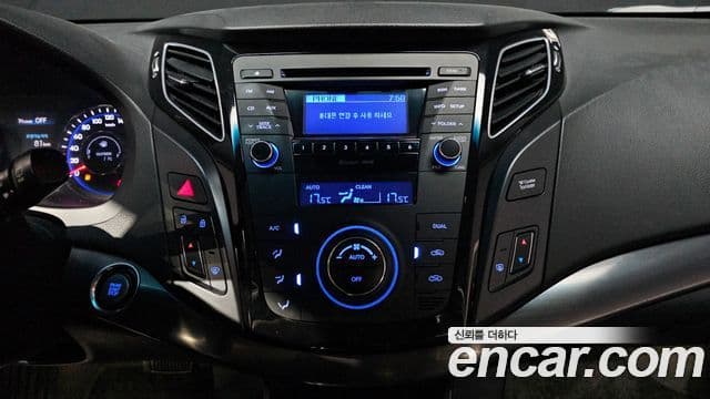 Hyundai i40 Modern, 2012 12