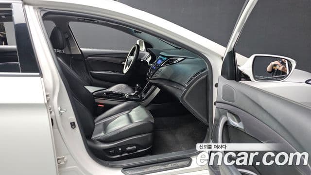 Hyundai i40 Modern, 2012 18