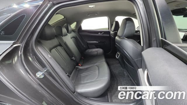 Kia K5 гибрид 3세대 Prestige, 2022 19