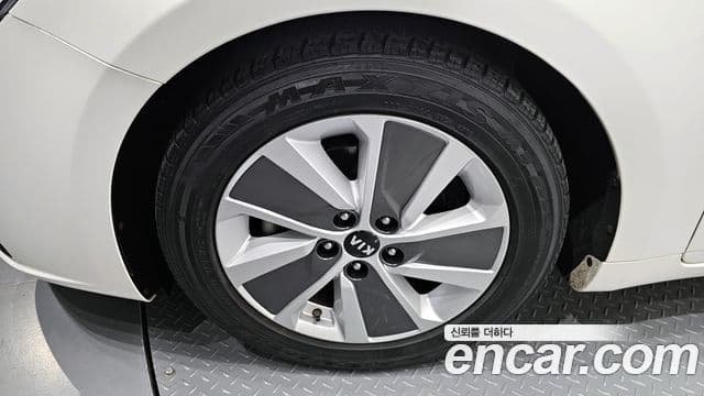 Kia All New K7 гибрид Noblesse, 2017 все фото