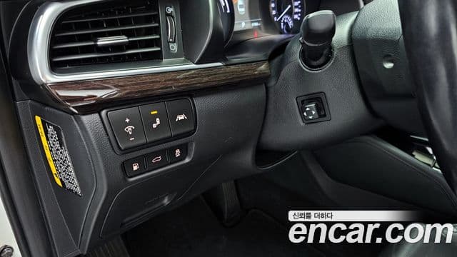 Kia All New K7 гибрид Noblesse, 2017 16