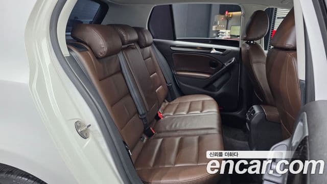 Volkswagen Гольф 6세대 1.6 TDI BlueMotion Style Edition, 2013 12