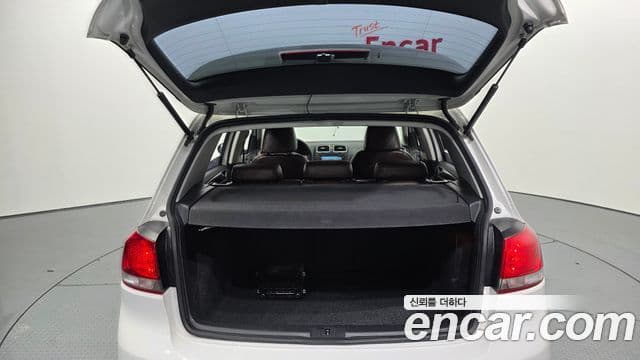 Volkswagen Гольф 6세대 1.6 TDI BlueMotion Style Edition, 2013 20