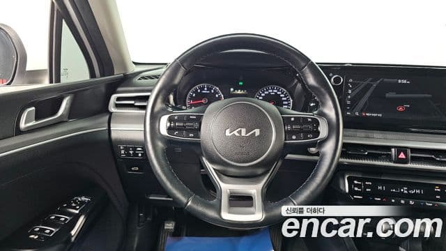 Kia K5 3세대 Trendy, 2022 16