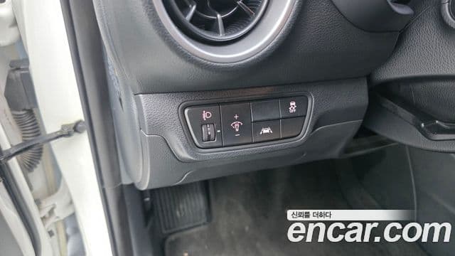 Kia All New K3 Luxury, 2020 15