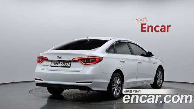 Hyundai LF Sonata Style, 2015 2