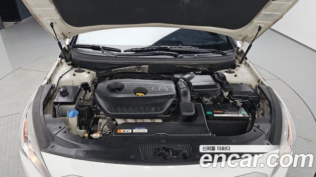 Hyundai LF Sonata Style, 2015 6