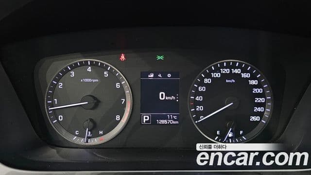 Hyundai LF Sonata Style, 2015 8