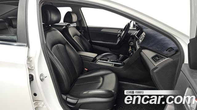 Hyundai LF Sonata Style, 2015 11